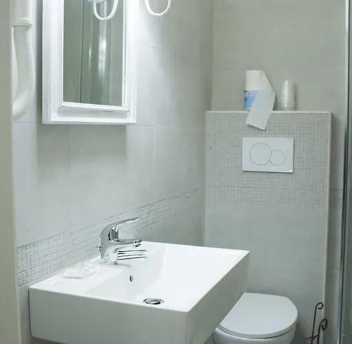 Clara Domus 3*